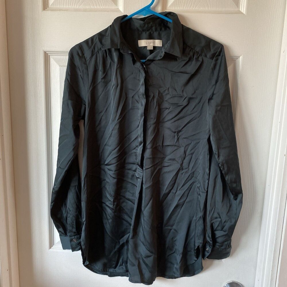 Ann Taylor Loft Blouse Women’s Size XS Deep Forest Green Long Sleeve 1/2 Button